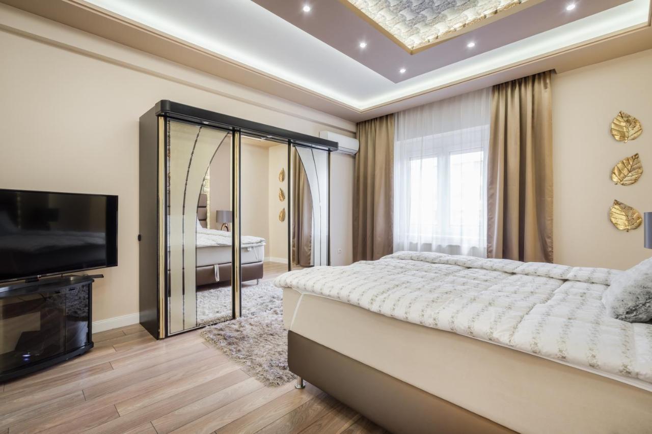 Bpr Ethereal Panoramic Suite With A/C & Balcony Budapest Exterior foto