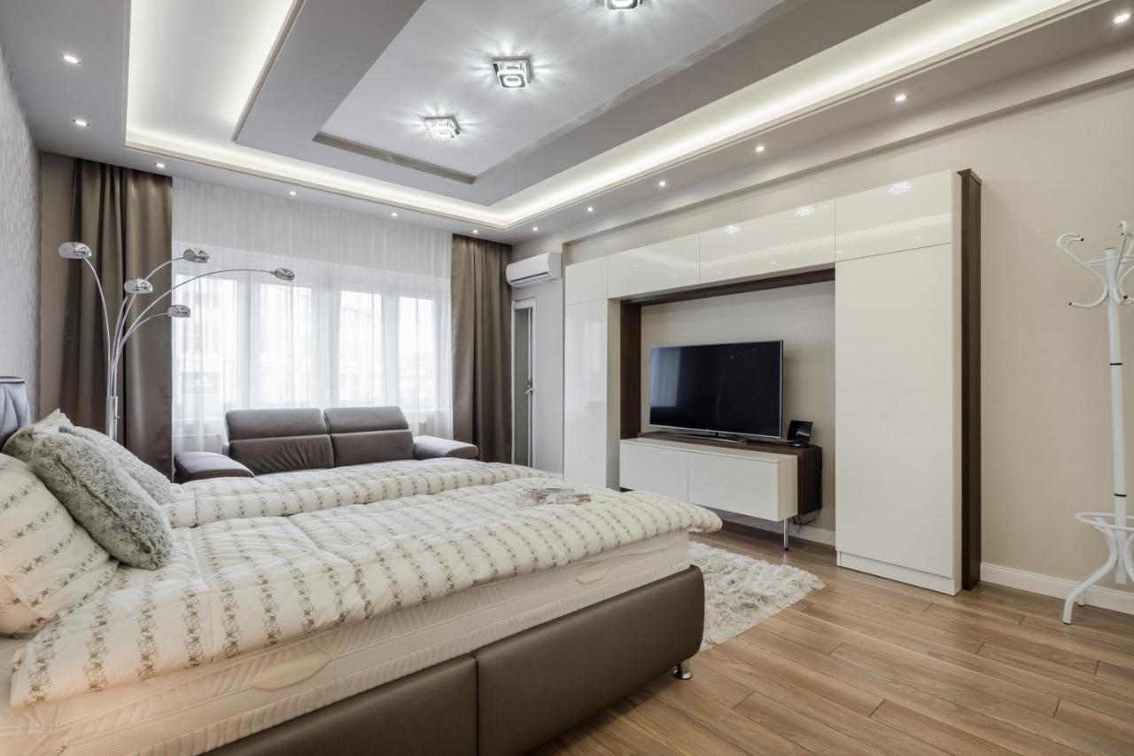 Bpr Ethereal Panoramic Suite With A/C & Balcony Budapest Exterior foto